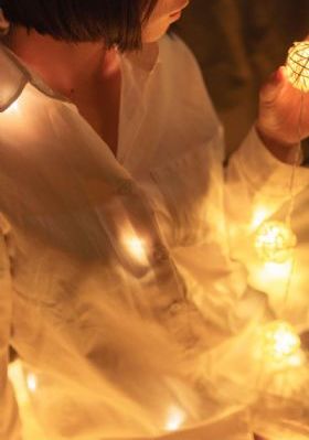 寡妇好紧_人人影视在线视频观看