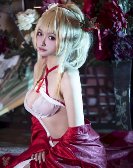 闷騒寡妇_90分钟完整视频成长在线视频免费观看