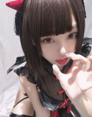 D8视频成人之美旧版_国产字幕在线观看免费版