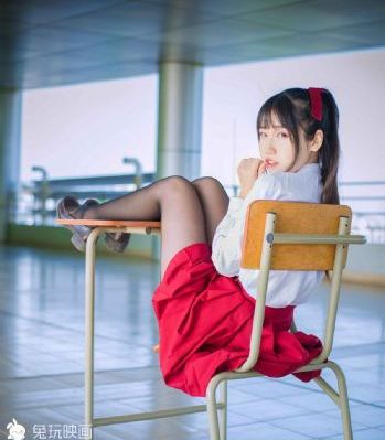 粉嫩粉嫩逼_免费影院免费观看韩国