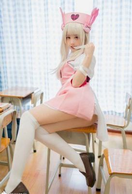 亚洲伊人国产_HD1280版在线观看免费版