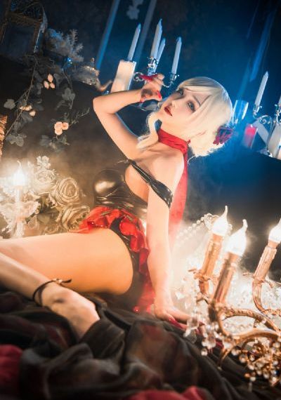 肥美的老寡妇_80s电影天堂最新电影在线观看