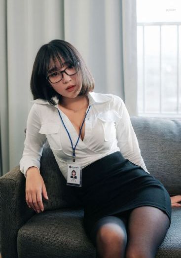 红草镇青草大佬_手机正片全集在线观看